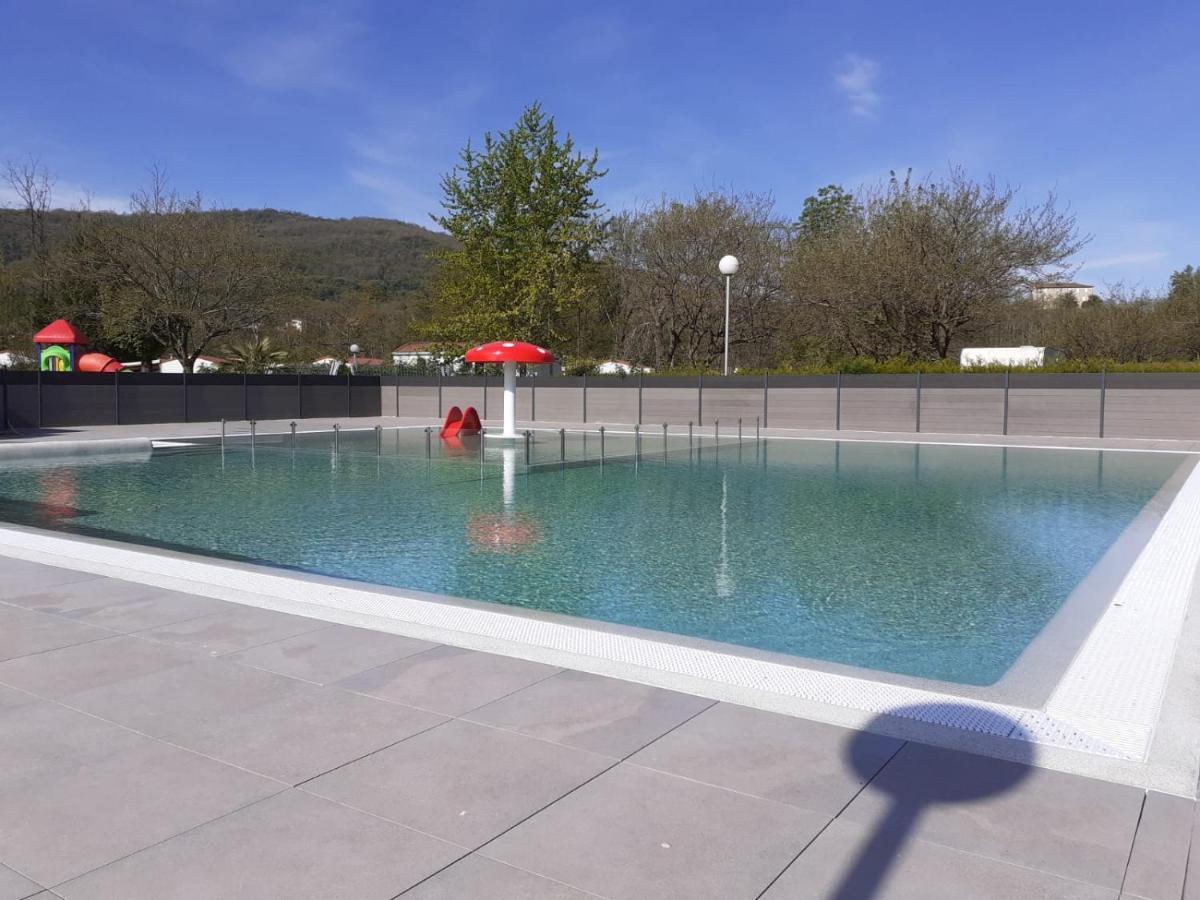 Camping Du Lac Foix Exteriér fotografie