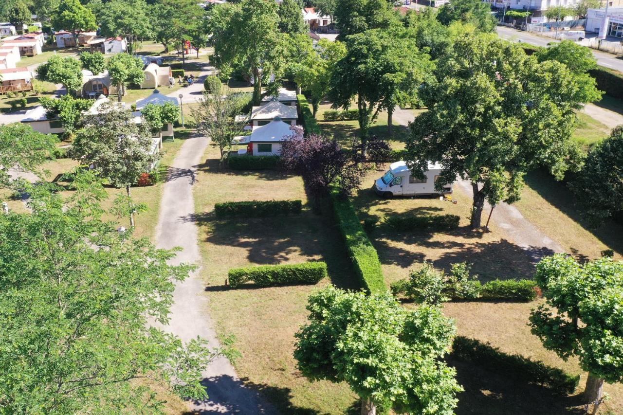 Camping Du Lac Foix Exteriér fotografie
